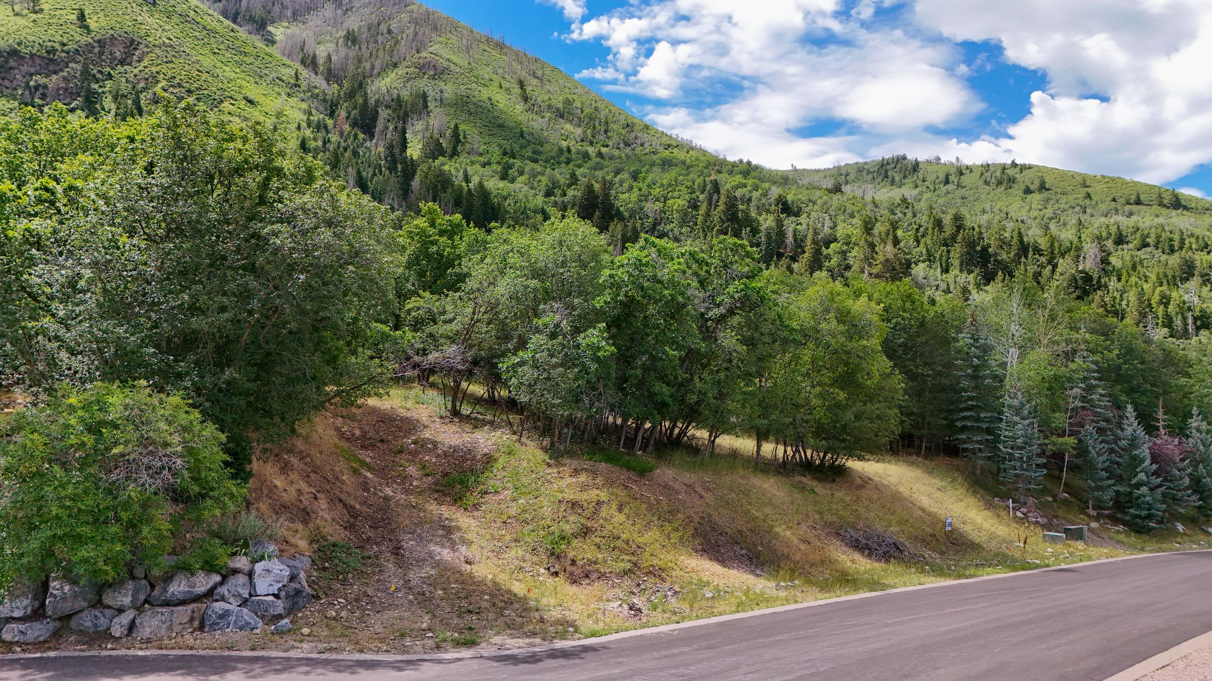 Hillside Lot, Utah, photographed by Utah Real Estate Visuals
